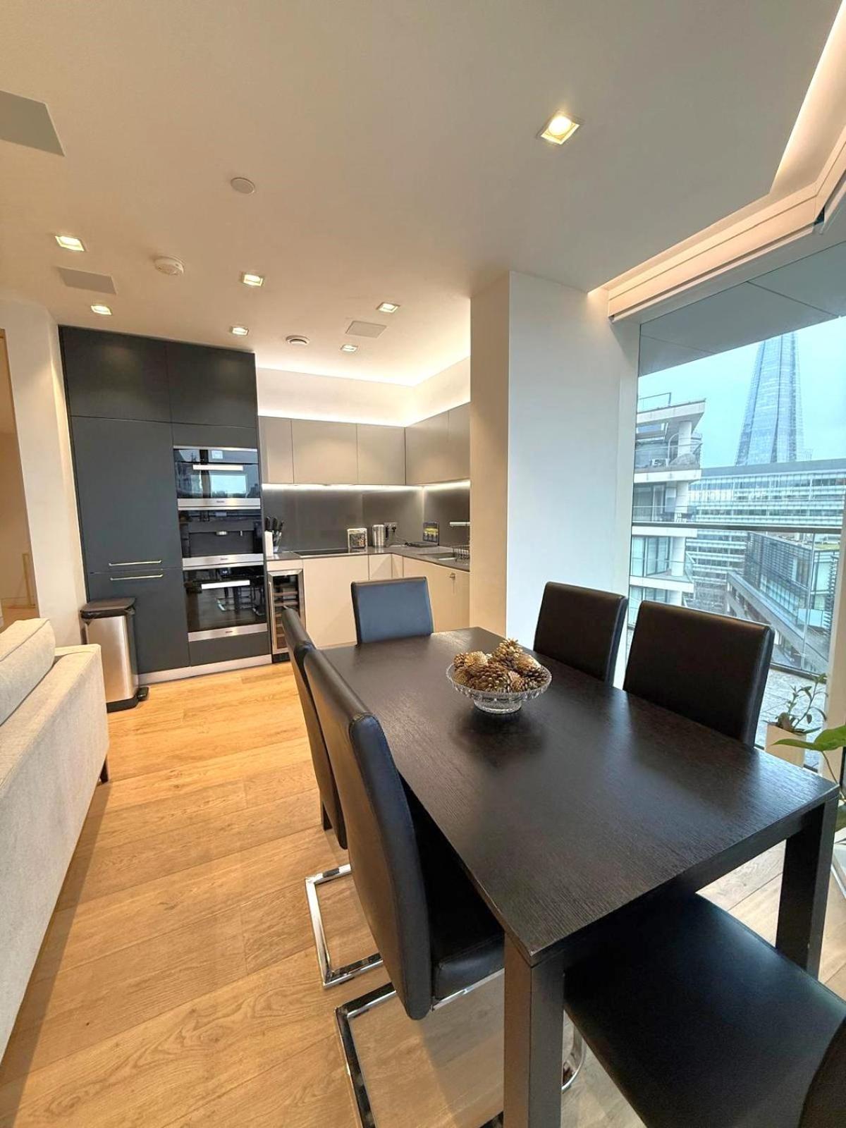 Tower Bridge Amazing View Luxury 3 Beds Londra